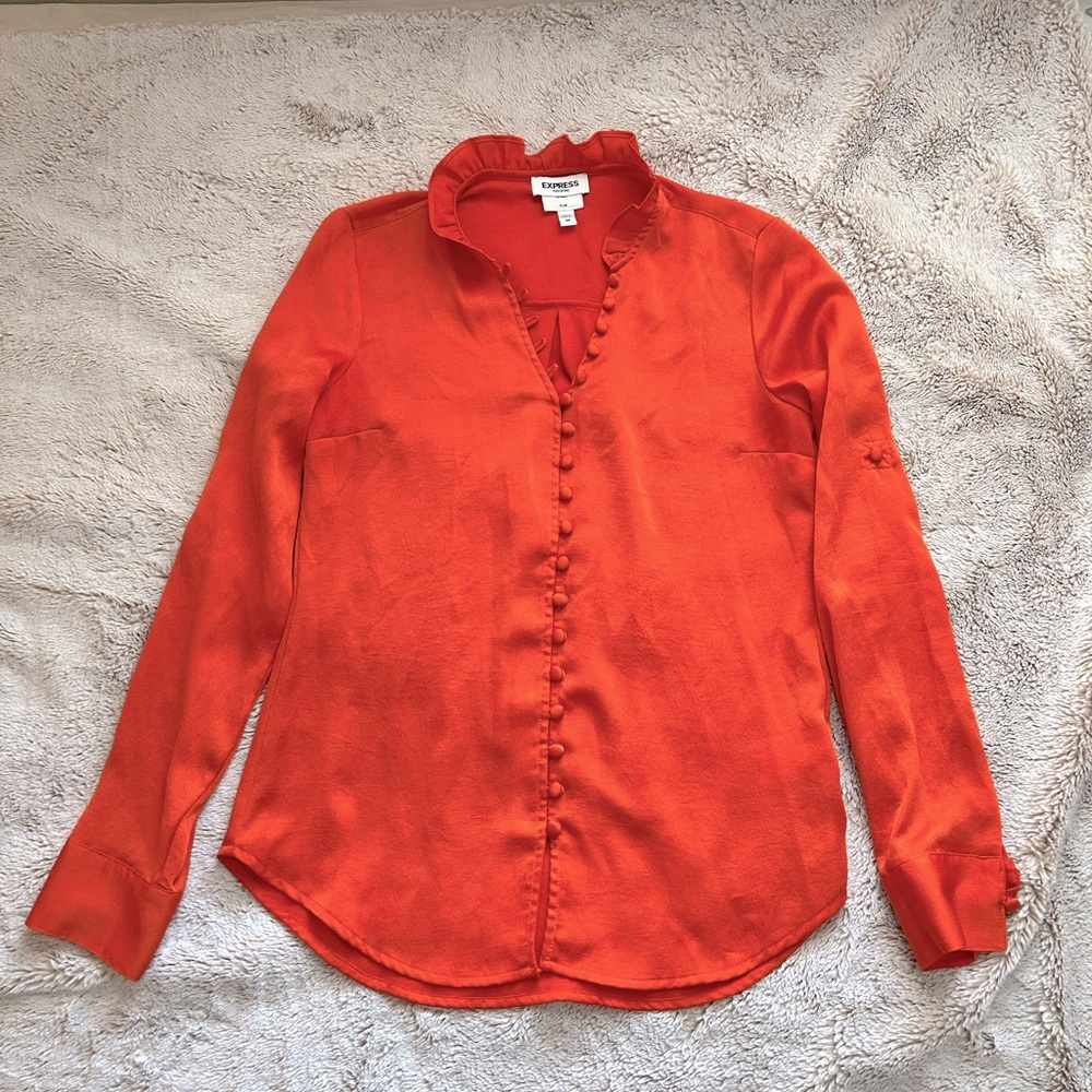 EXPRESS WOMEN’S BUTTON BLOUSE